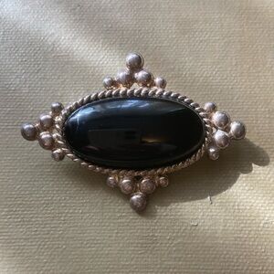 Vintage Brooch | Southwest Style Black
Glass Cabochon Pin on Brooch